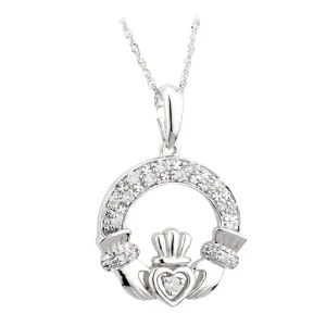 Elegant 14K White Gold Claddagh Pendant Necklace with Sparkling Diamonds