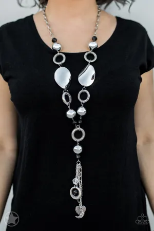 Paparazzi Accessories  - Total Eclipse Of the Heart Black Necklace